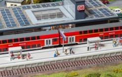 Faller Moderner Bahnsteig Mit Zubehör