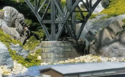 Faller Betonbrückenpfeiler