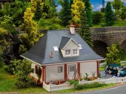 Faller 130681 H0 Pfarrhaus Kirchstraße 3